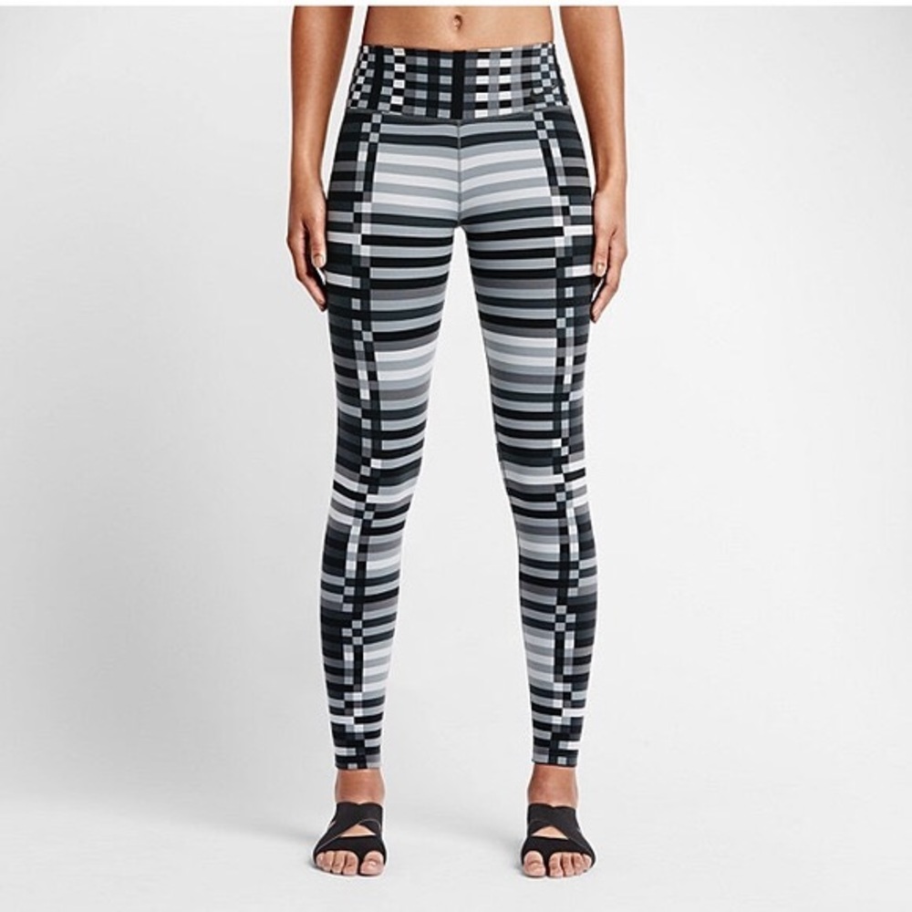Nike lattice Leggings in women